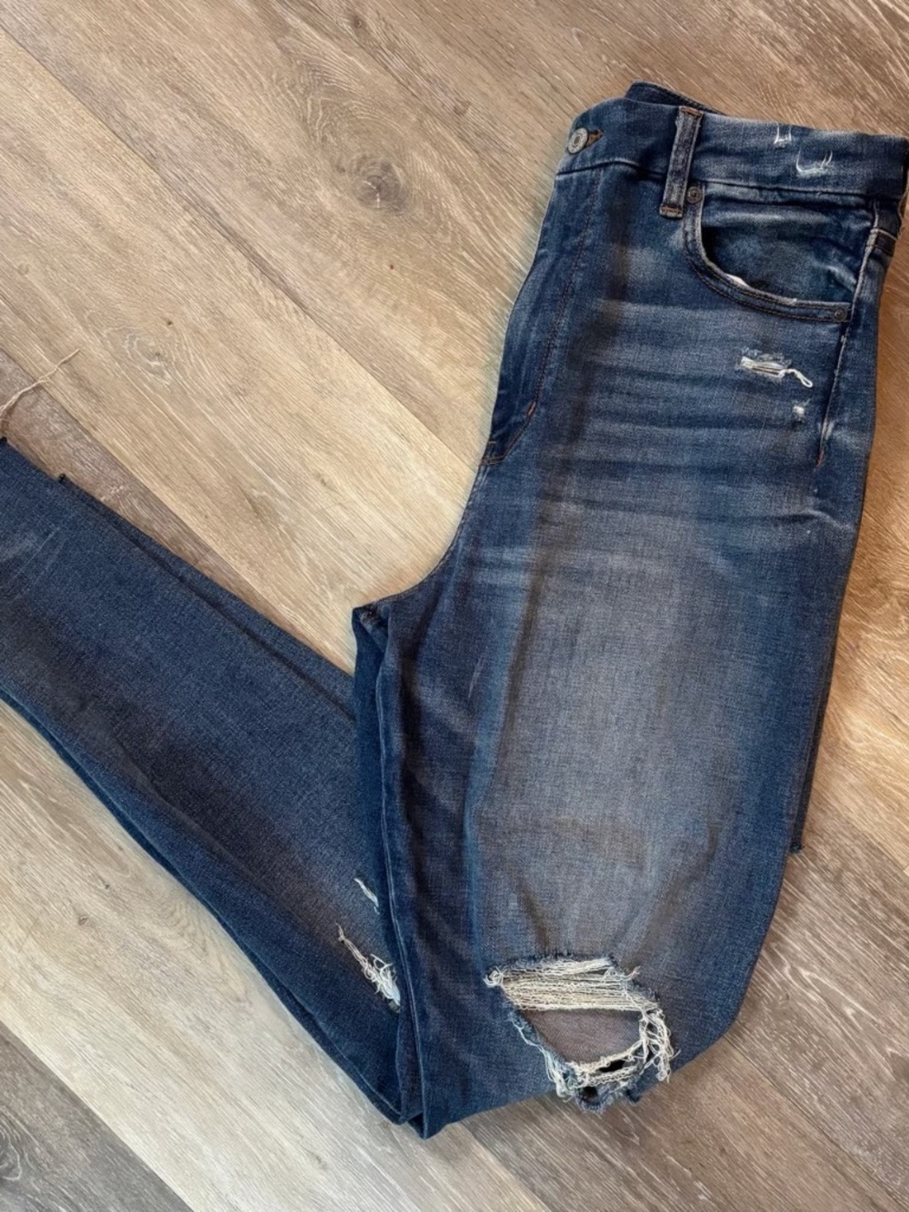 American Eagle Curvy Super Rise Jegging Skinny Jean Distressed Mid Wash